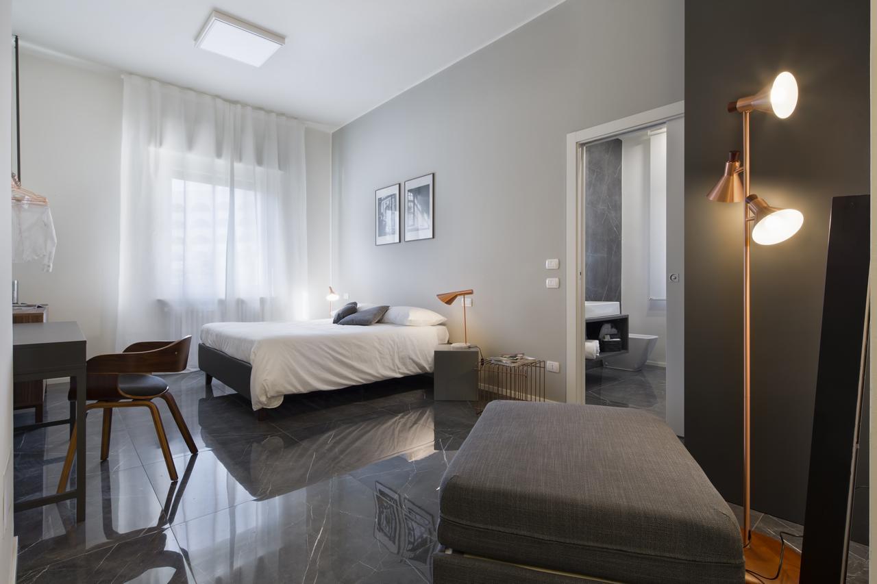 Suite Vogue Stazione Voghera Exterior foto